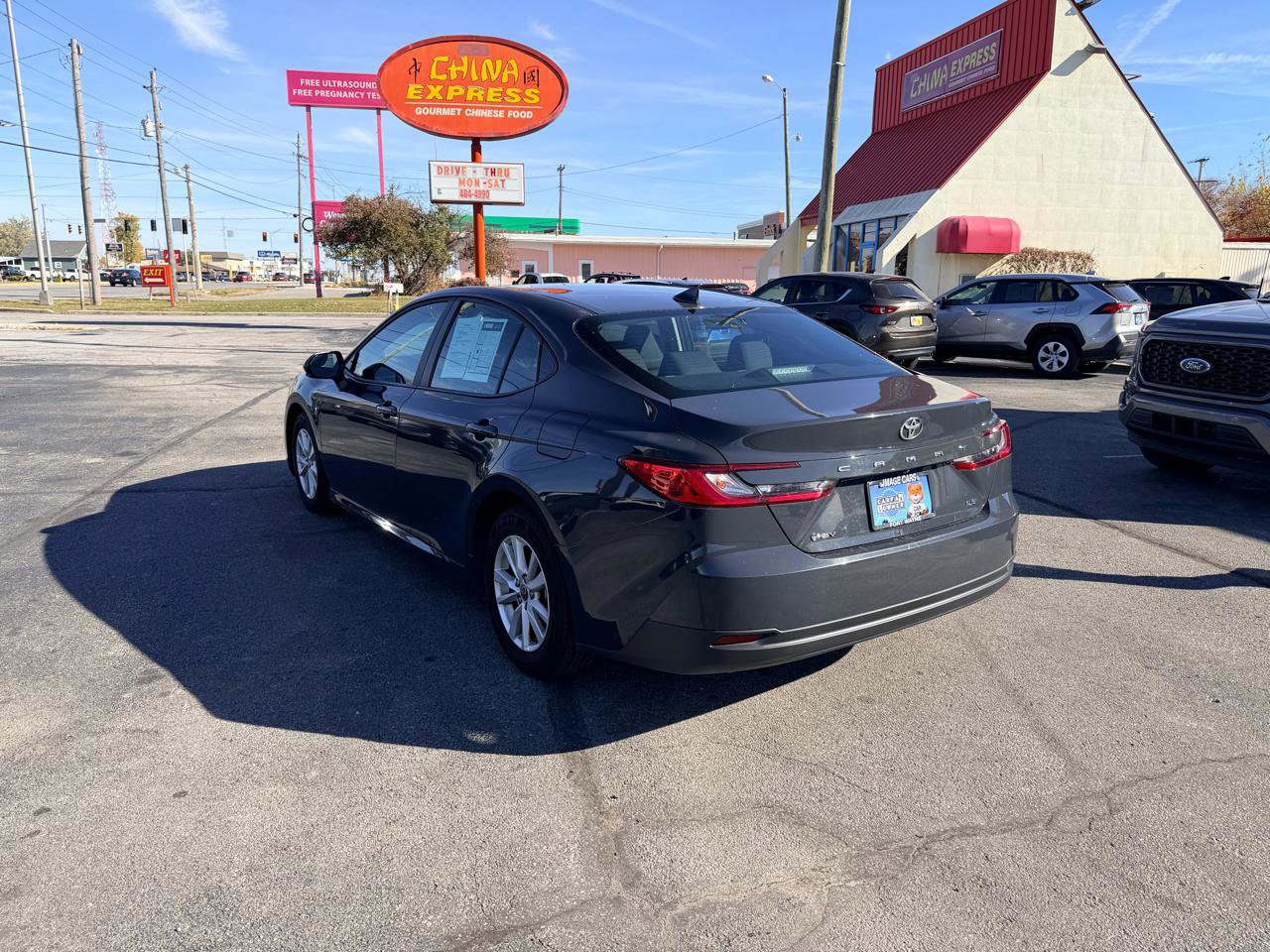 Used 2025 Toyota Camry LE FWD image 10