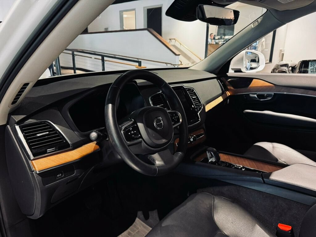 Used 2023 Volvo XC90 B6 Plus w/ Protection Package AWD/4WD image 9