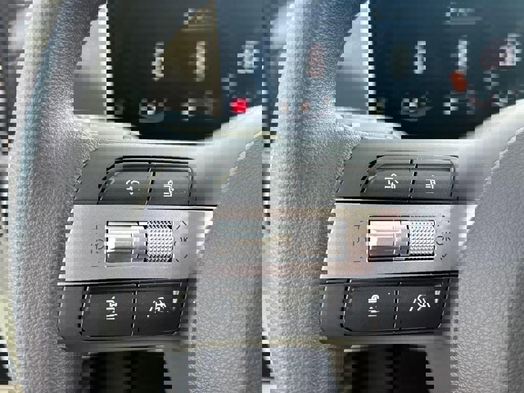 New 2026 Hyundai Tucson SEL image 17