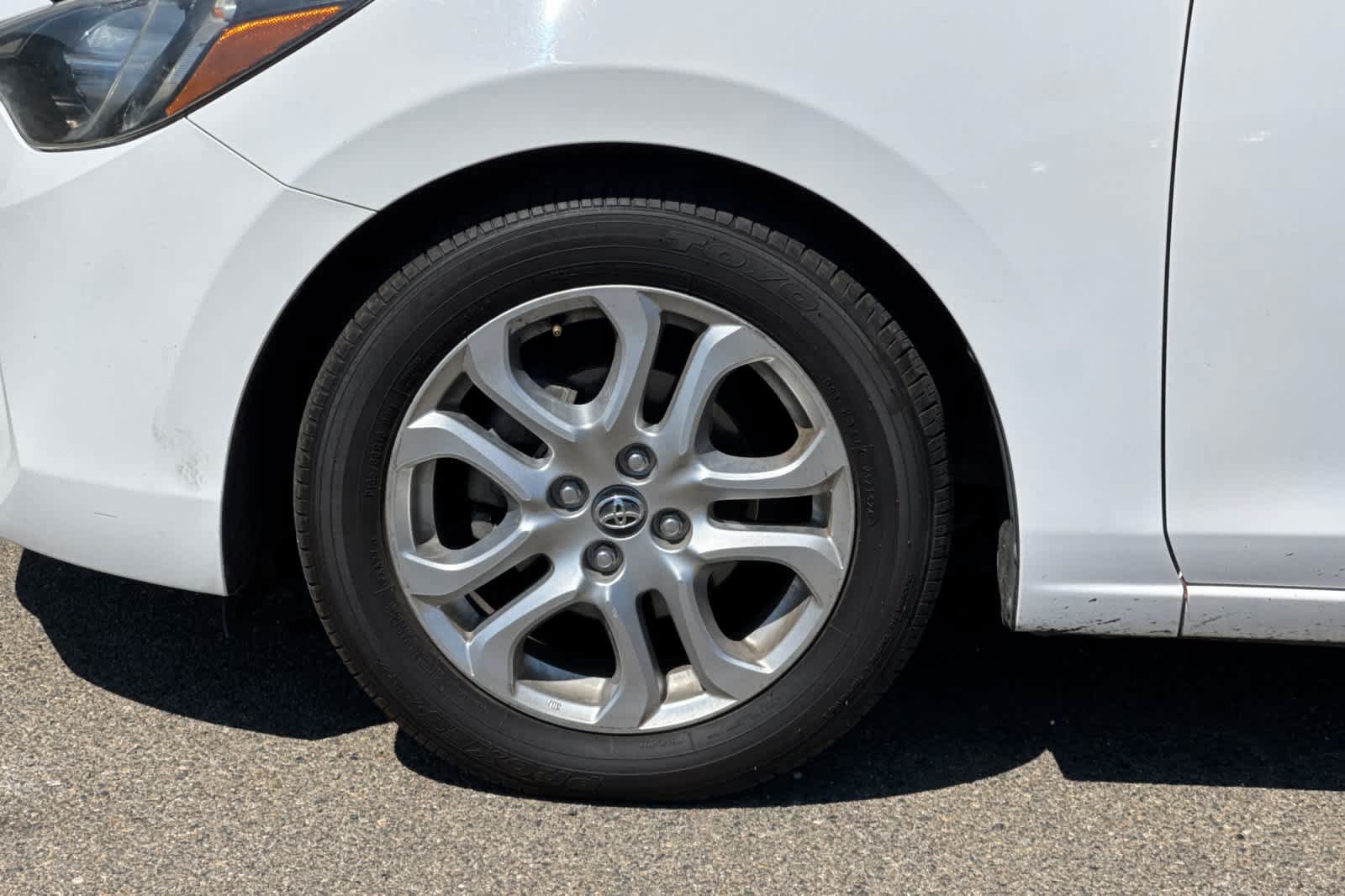 Used 2018 Toyota Yaris iA FWD image 13
