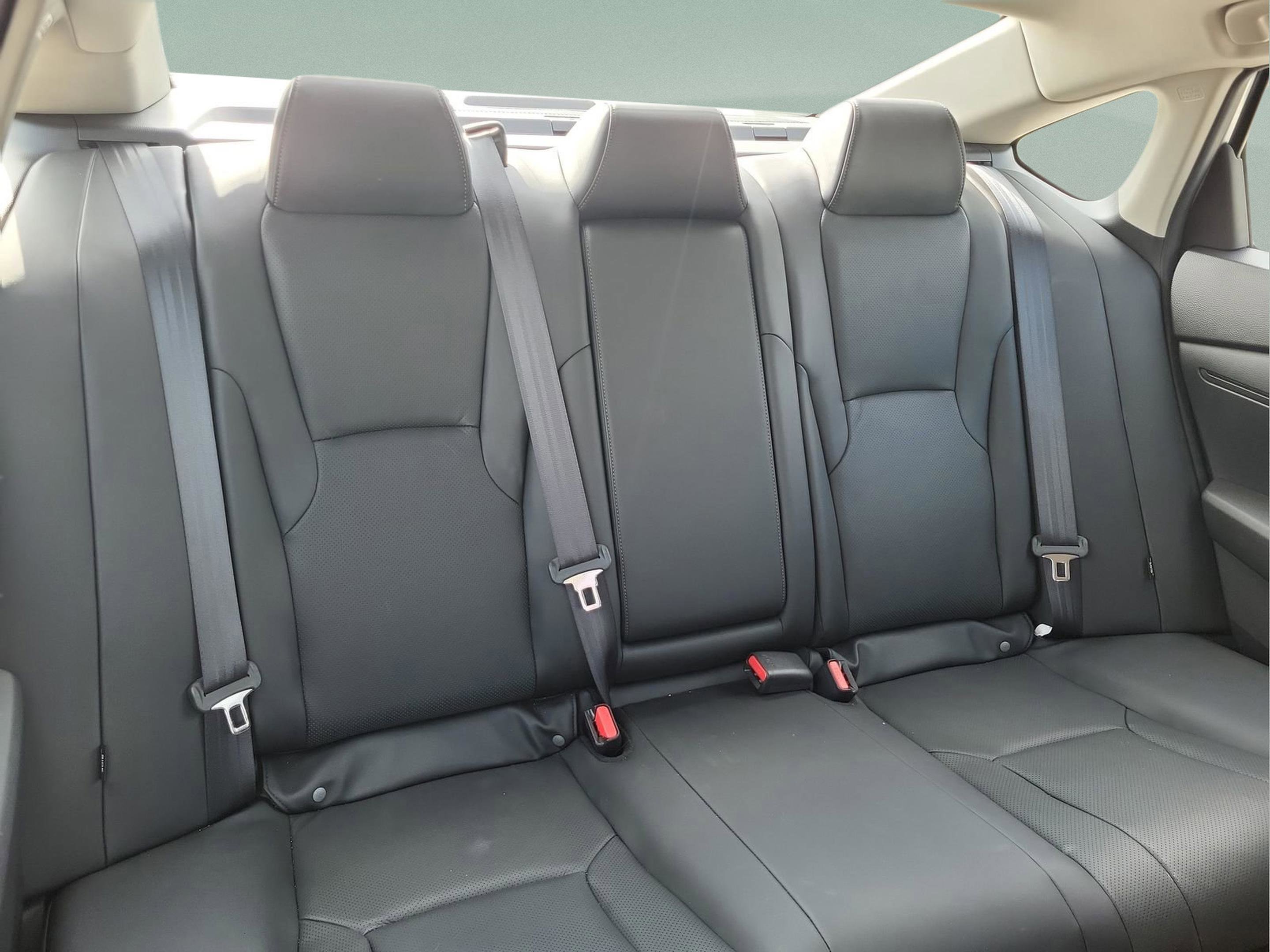 Used 2025 Honda Accord EX-L image 18