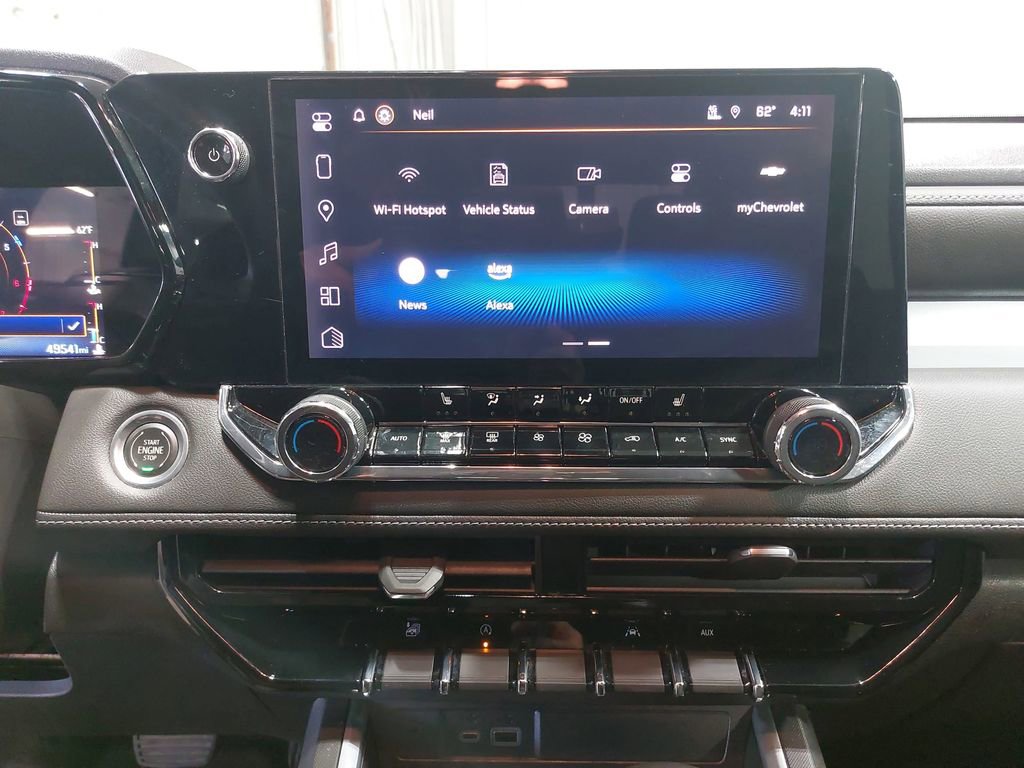Used 2023 Chevrolet Colorado LT w/ LT Convenience Package II AWD/4WD image 19