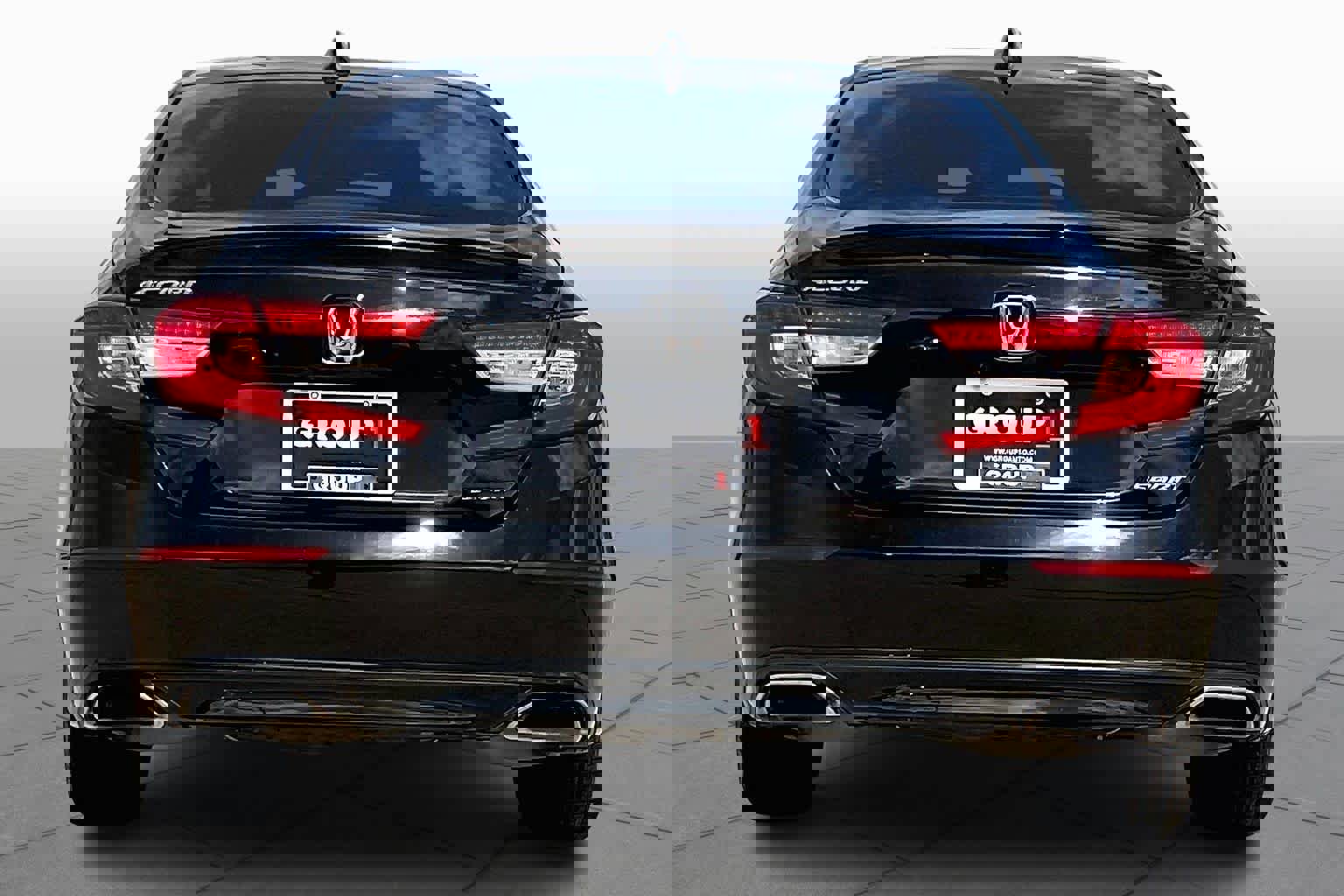 Used 2022 Honda Accord Sport image 4