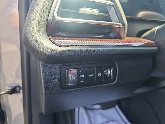 New 2026 Chevrolet Traverse Z71 w/ Enhanced Driving Package AWD/4WD image 12