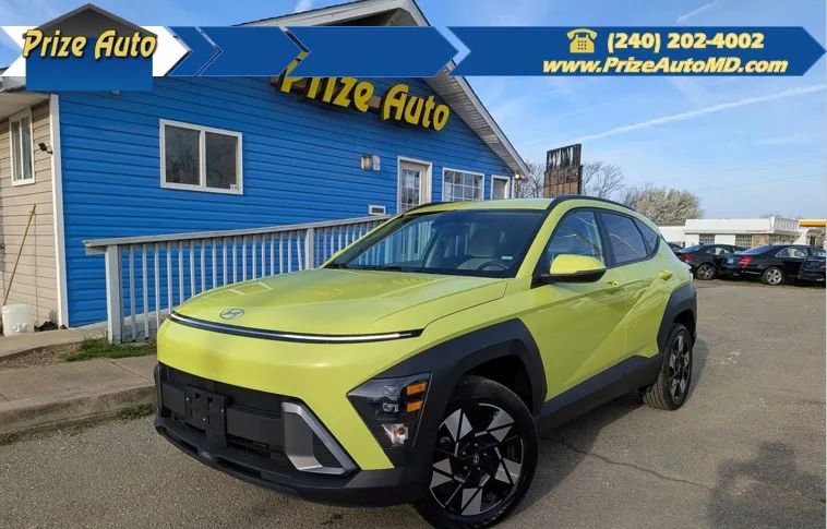 Used 2024 Hyundai Kona SEL image 1