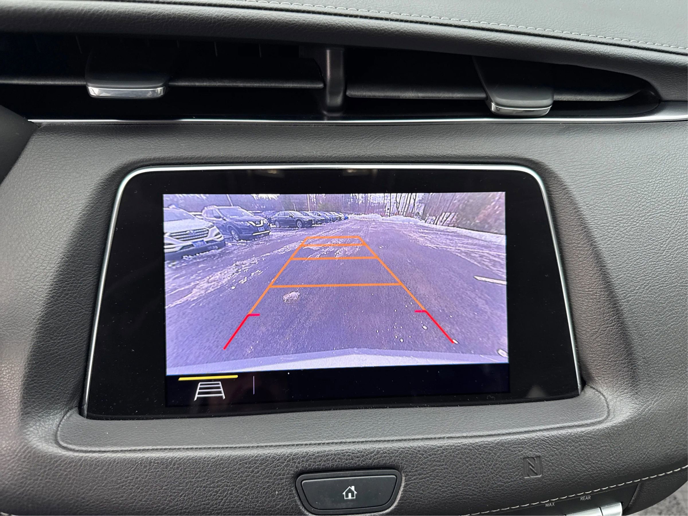 Used 2019 Cadillac XT4 Luxury FWD image 26