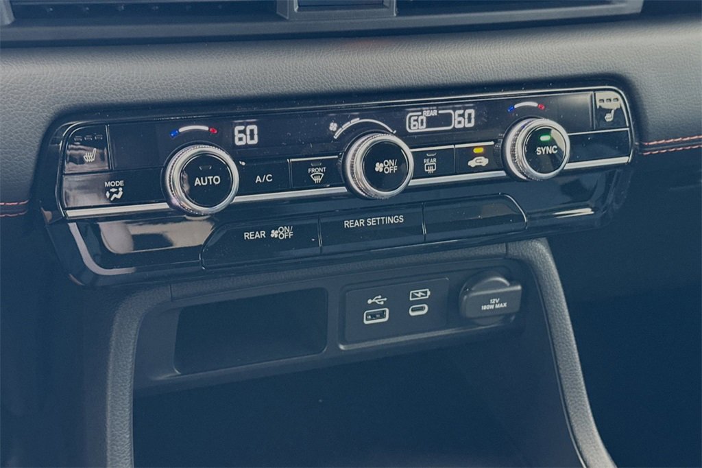 New 2025 Honda Pilot Sport image 20