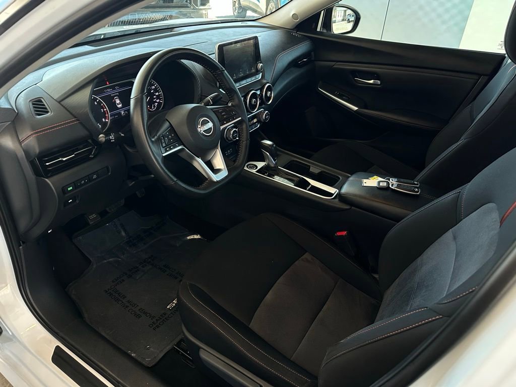 Used 2024 Nissan Sentra SR w/ Lighting Package FWD image 10