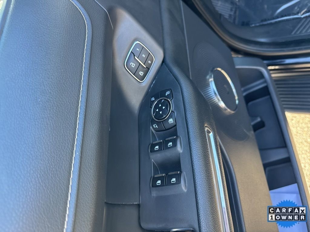 Used 2024 Ford Expedition XLT image 17