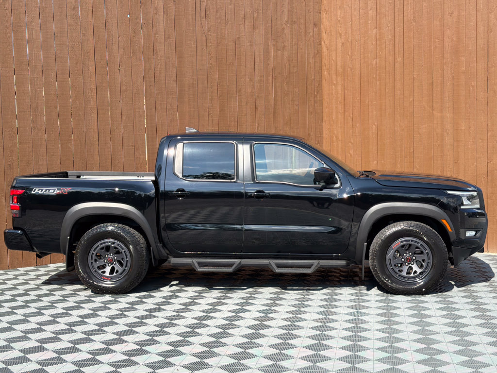 Used 2026 Nissan Frontier Pro-X w/ Pro-X Convenience Package RWD image 12