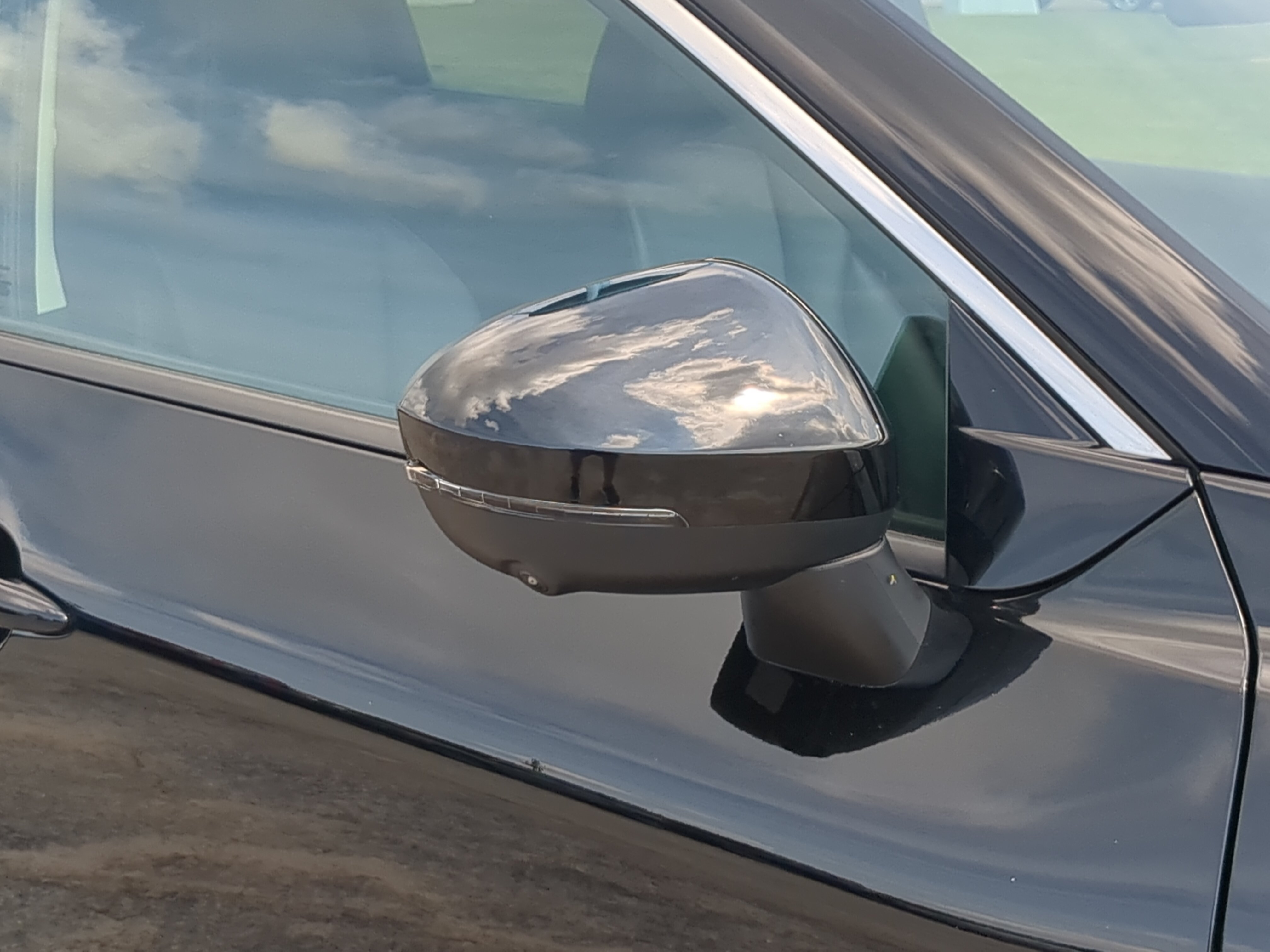 Used 2021 Nissan Rogue SV w/ Premium Package FWD image 10