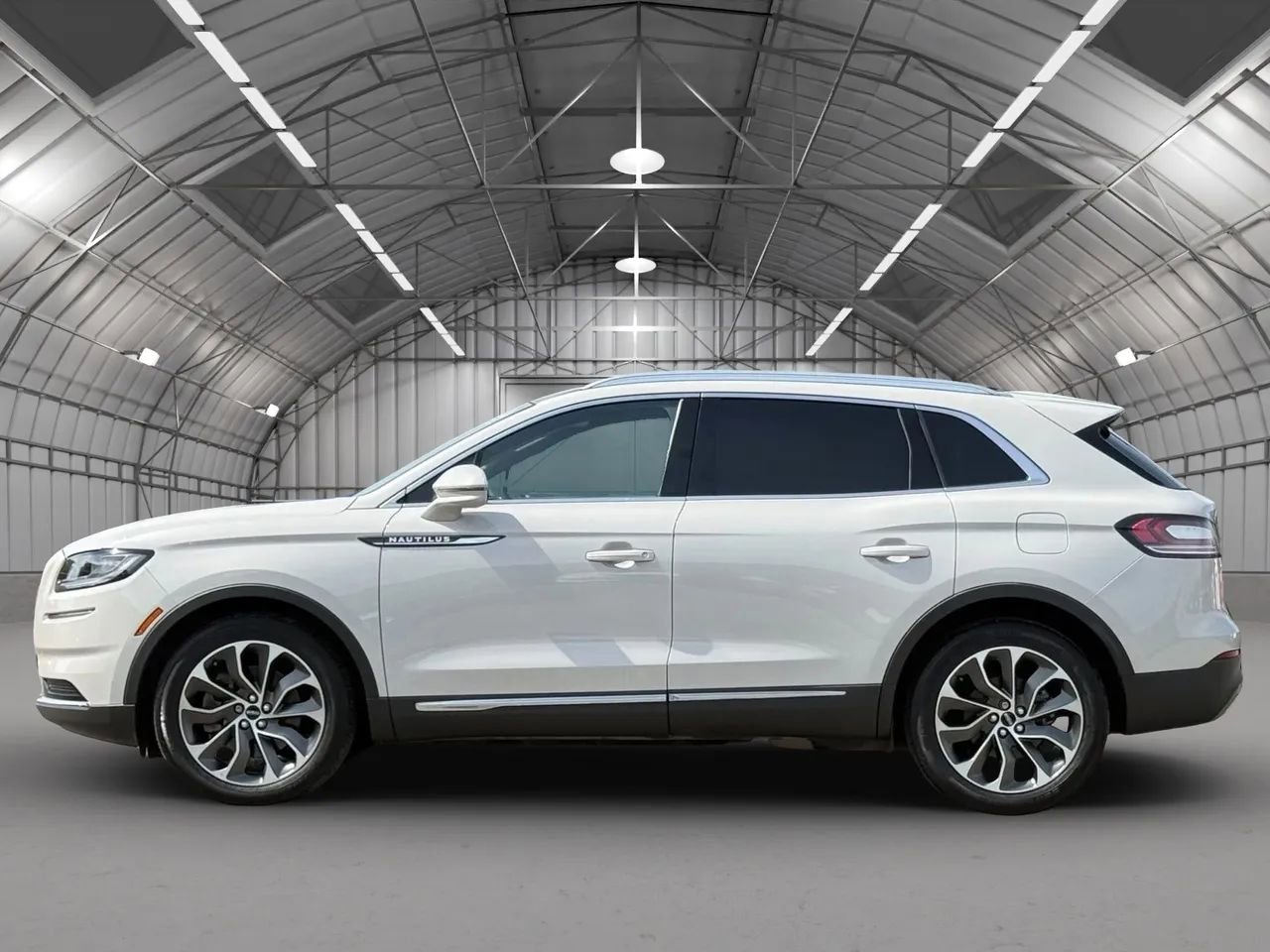 Used 2021 Lincoln Nautilus Reserve image 4