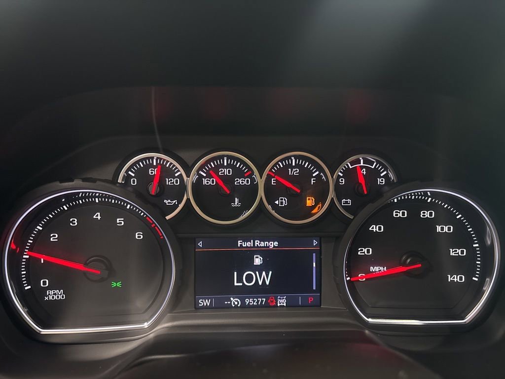 Used 2021 Chevrolet Suburban Z71 image 20