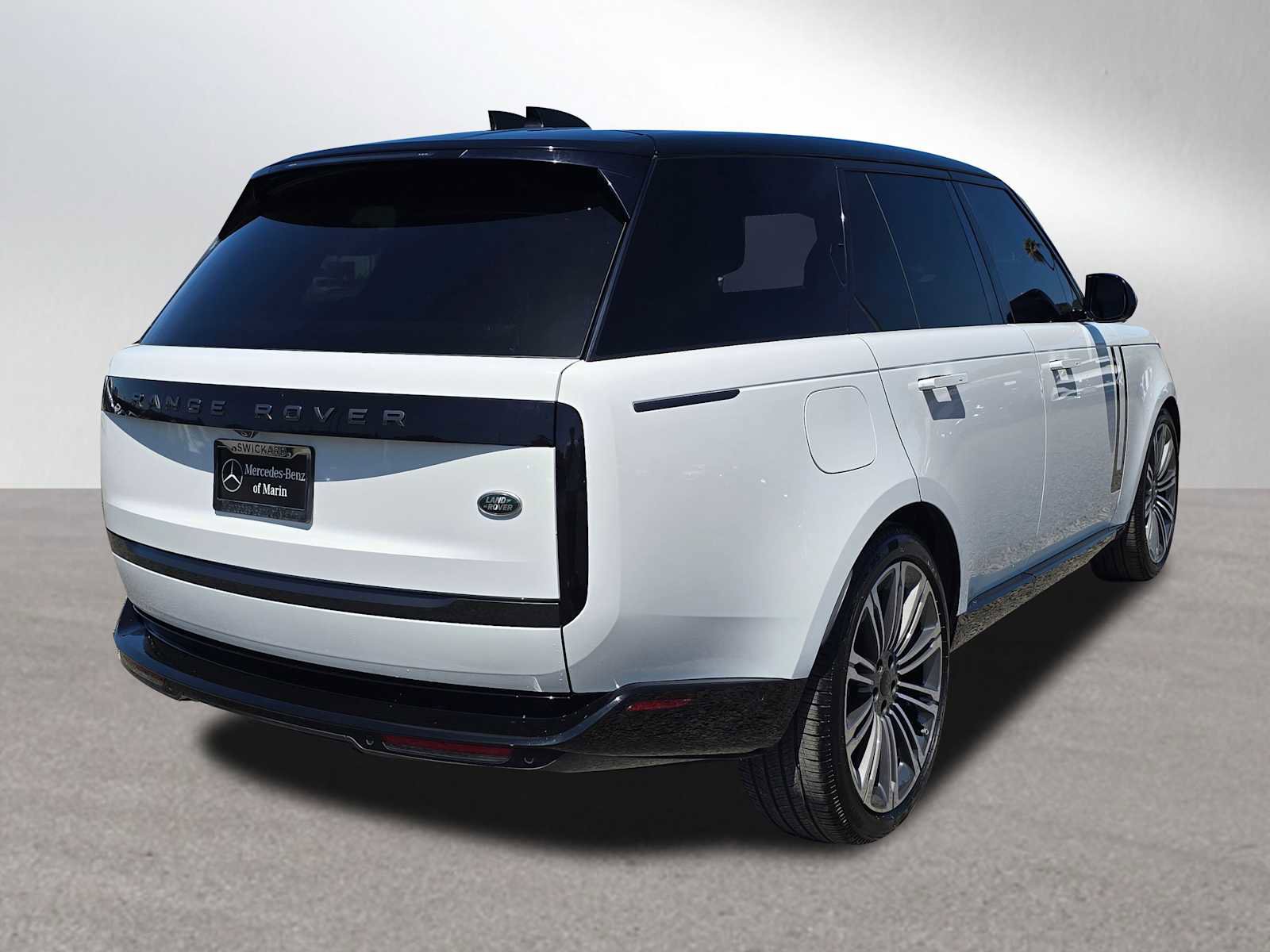 Used 2022 Land Rover Range Rover SE AWD/4WD image 3