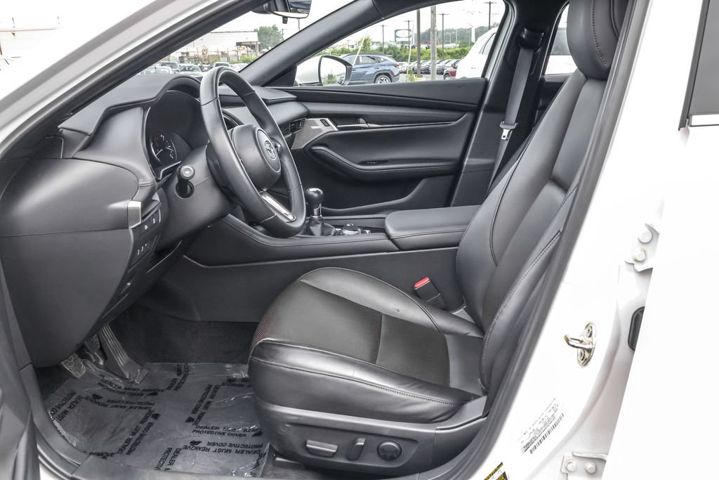 Used 2024 MAZDA MAZDA3 s FWD image 6