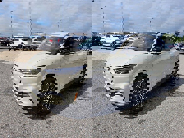 New 2025 Ford Mustang Mach-E Premium image 27