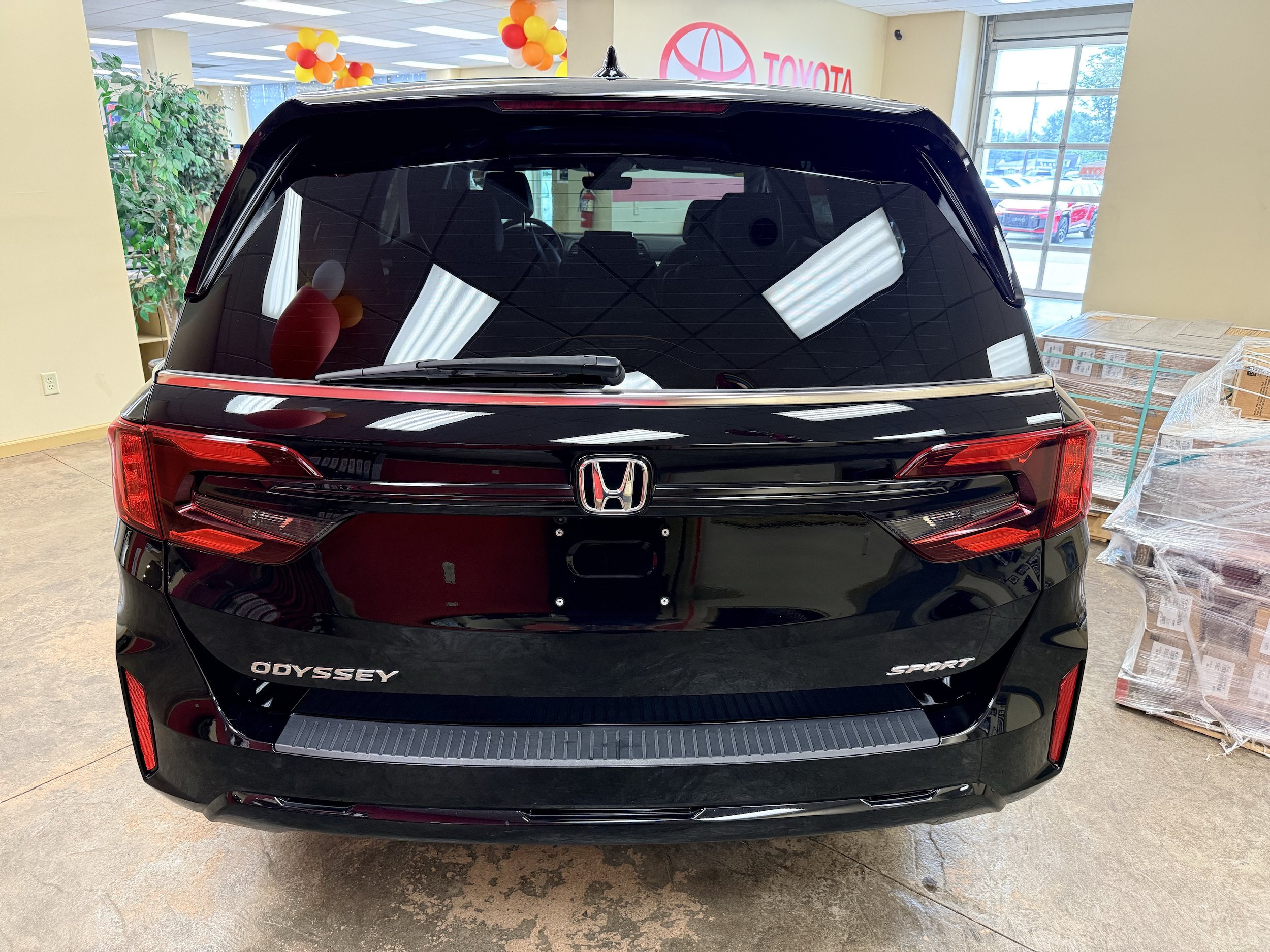 Used 2025 Honda Odyssey Sport-L image 22
