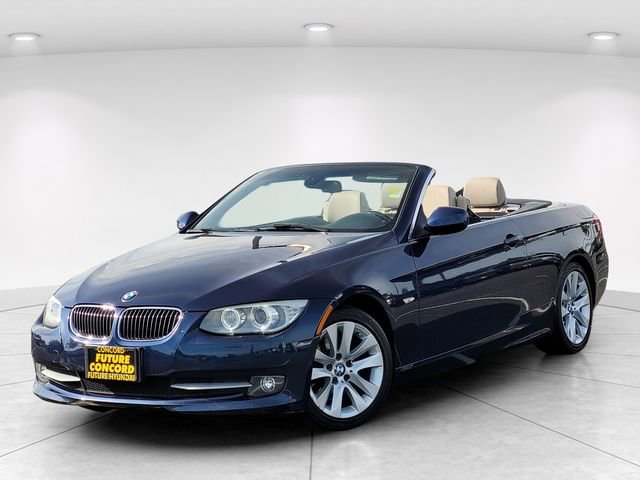 Used 2012 BMW 328i Convertible RWD image 2