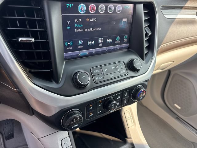 Used 2017 GMC Acadia SLT FWD image 25