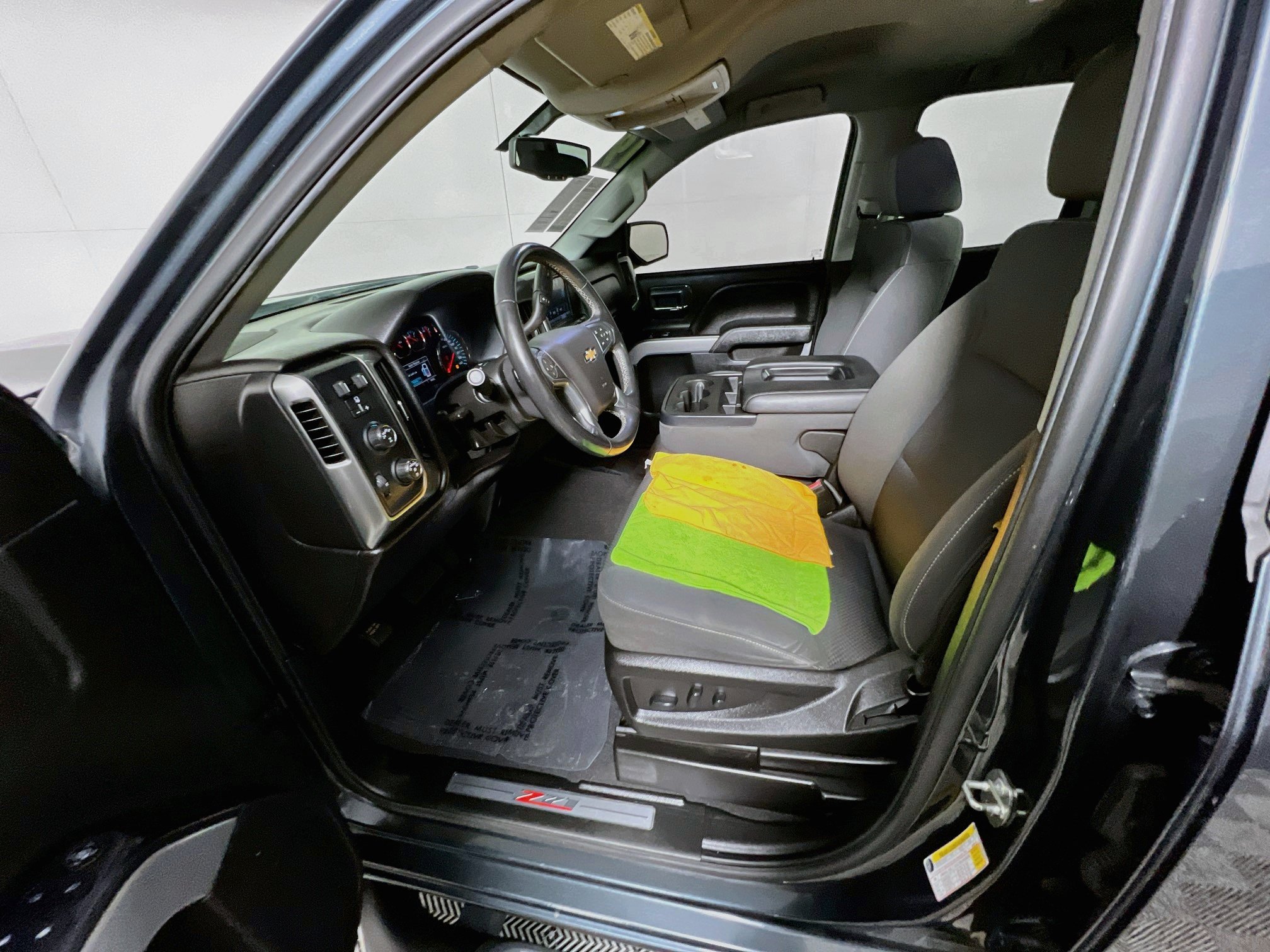 Used 2019 Chevrolet Silverado 1500 LT w/ All Star Edition AWD/4WD image 14