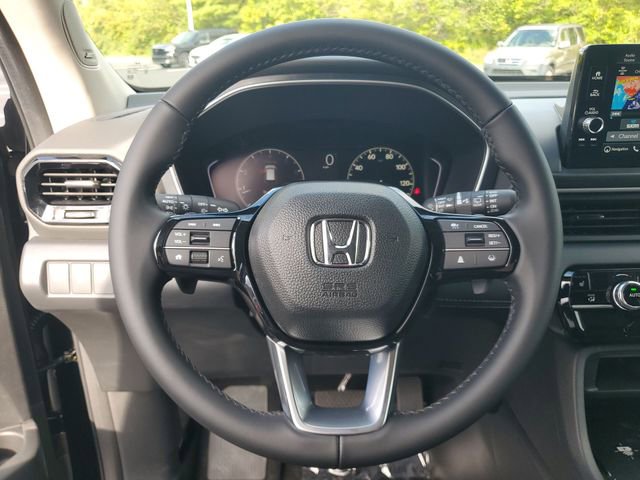 New 2025 Honda Pilot Touring image 31