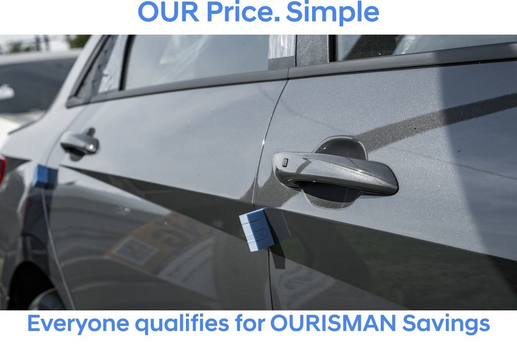 New 2025 Hyundai Elantra SEL image 12