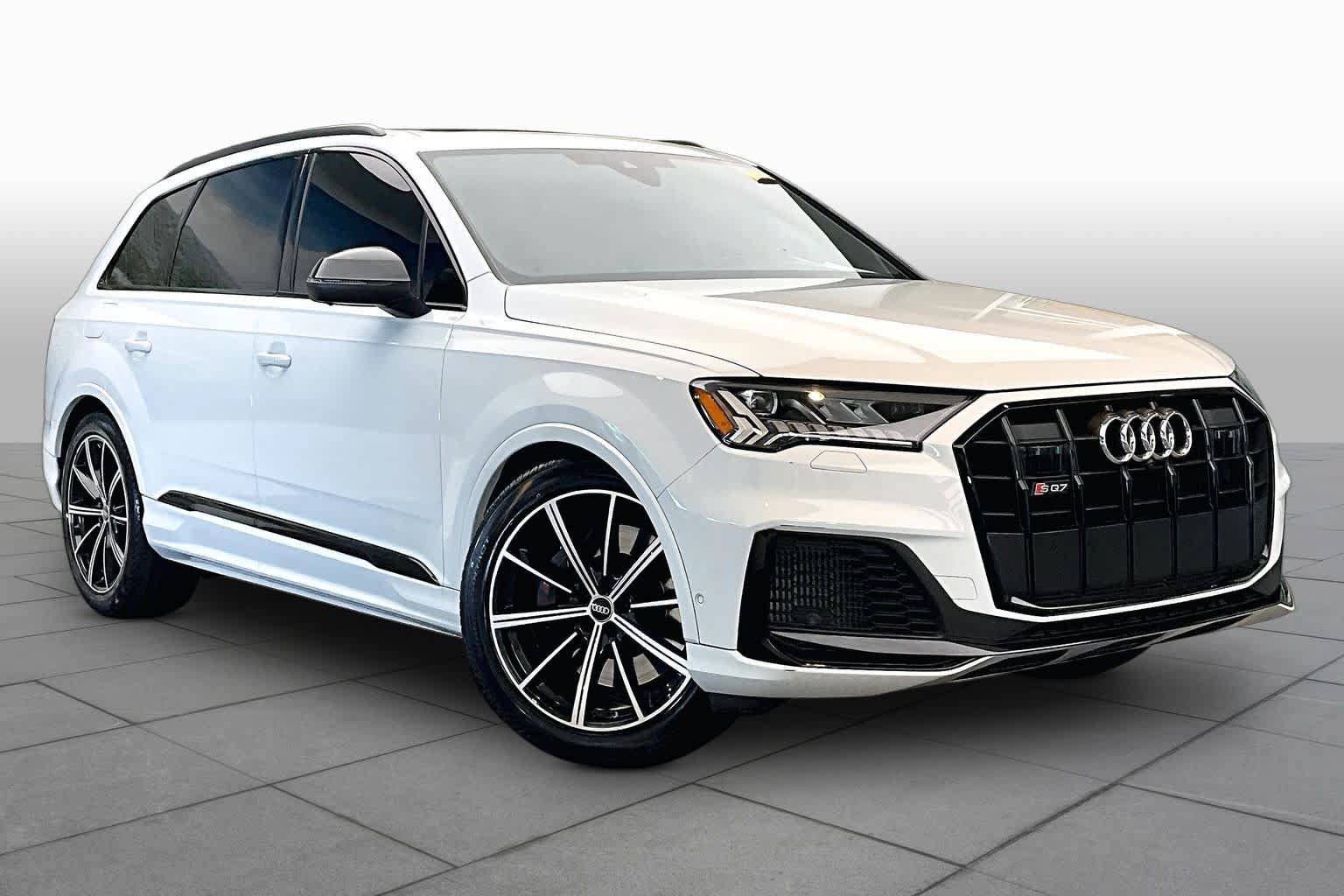 Used 2023 Audi SQ7 Premium Plus w/ Executive Package AWD/4WD image 2