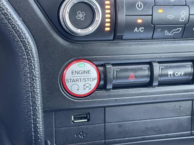 Used 2016 Ford Mustang Coupe RWD image 15