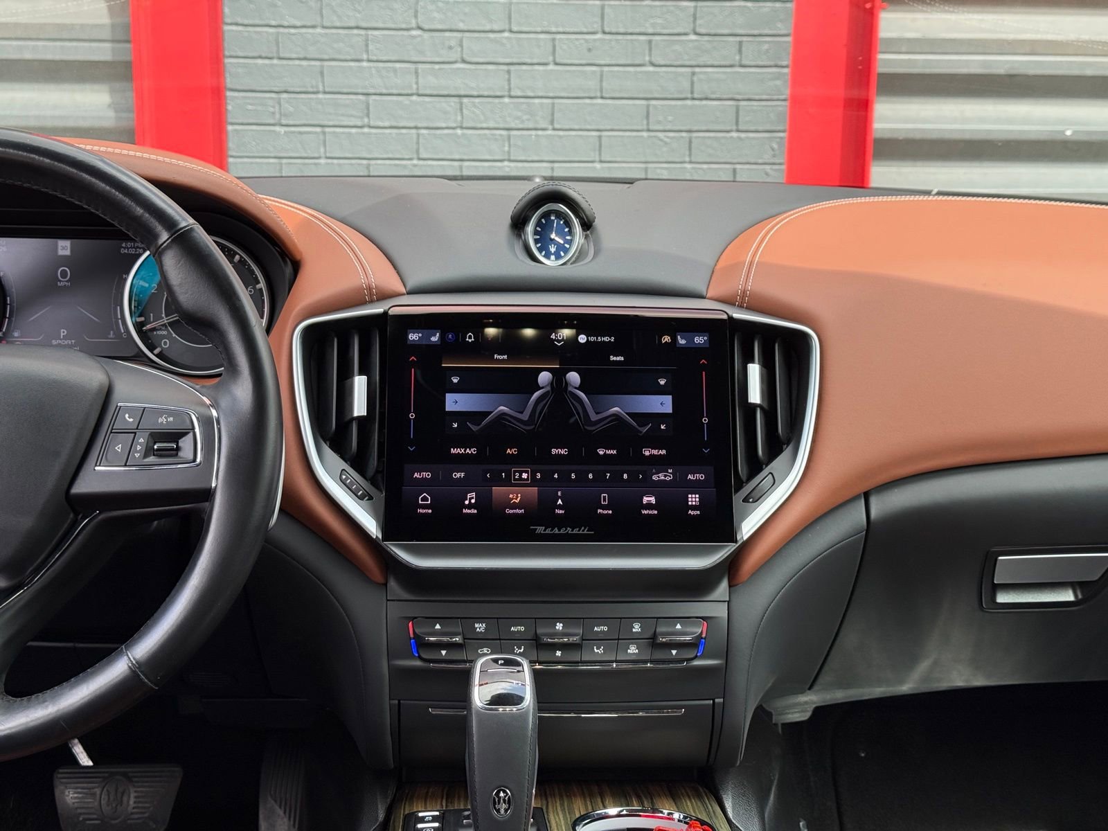 Used 2021 Maserati Ghibli S GranLusso RWD image 25