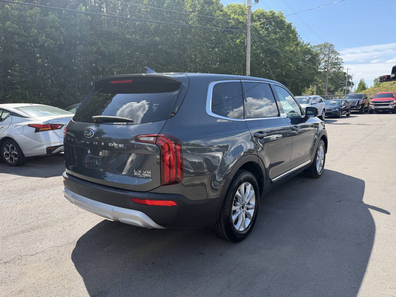 Used 2021 Kia Telluride LX FWD image 5
