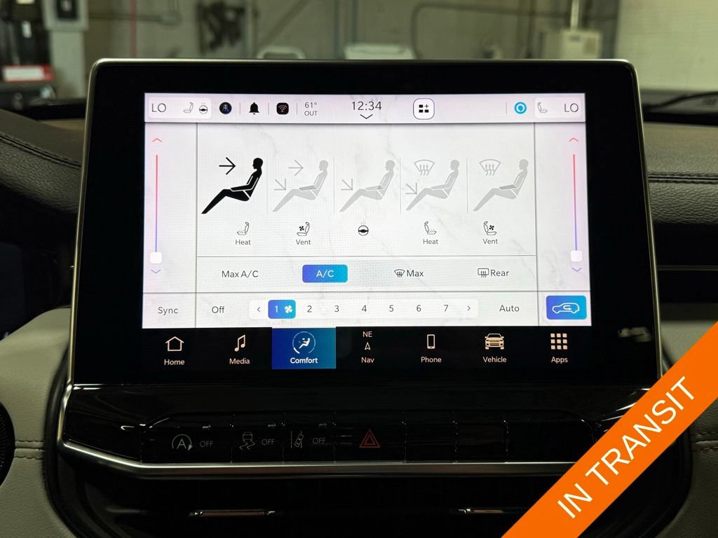 Certified 2023 Jeep Compass Limited w/ Elite Group AWD/4WD image 11