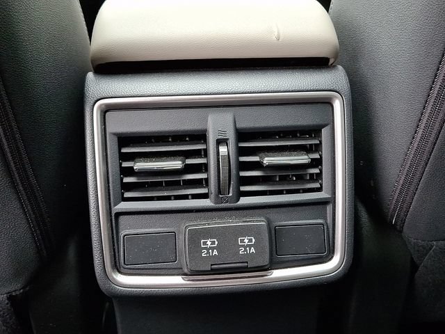 Used 2023 Subaru Forester Premium AWD/4WD image 11
