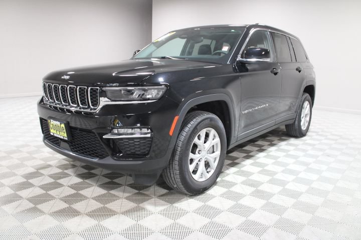 Used 2023 Jeep Grand Cherokee Limited AWD/4WD image 6
