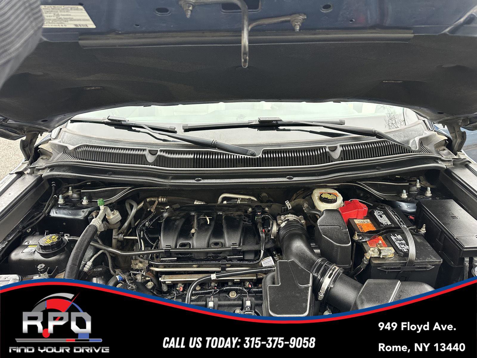 Used 2018 Ford Explorer XLT w/ Equipment Group 202A image 13