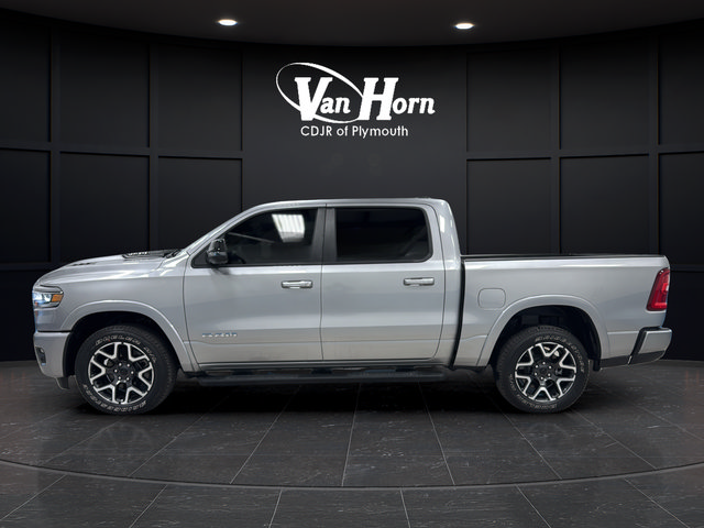 Used 2025 RAM 1500 Laramie w/ Sport Appearance Package AWD/4WD image 4