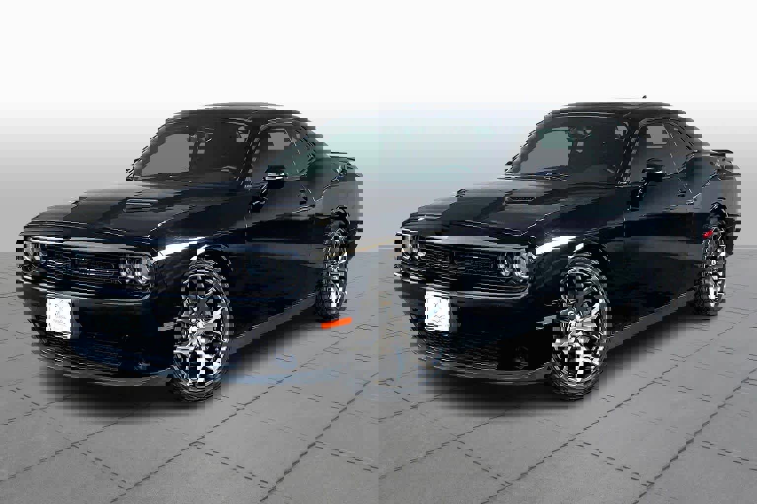 Used 2015 Dodge Challenger SXT w/ Sound Group