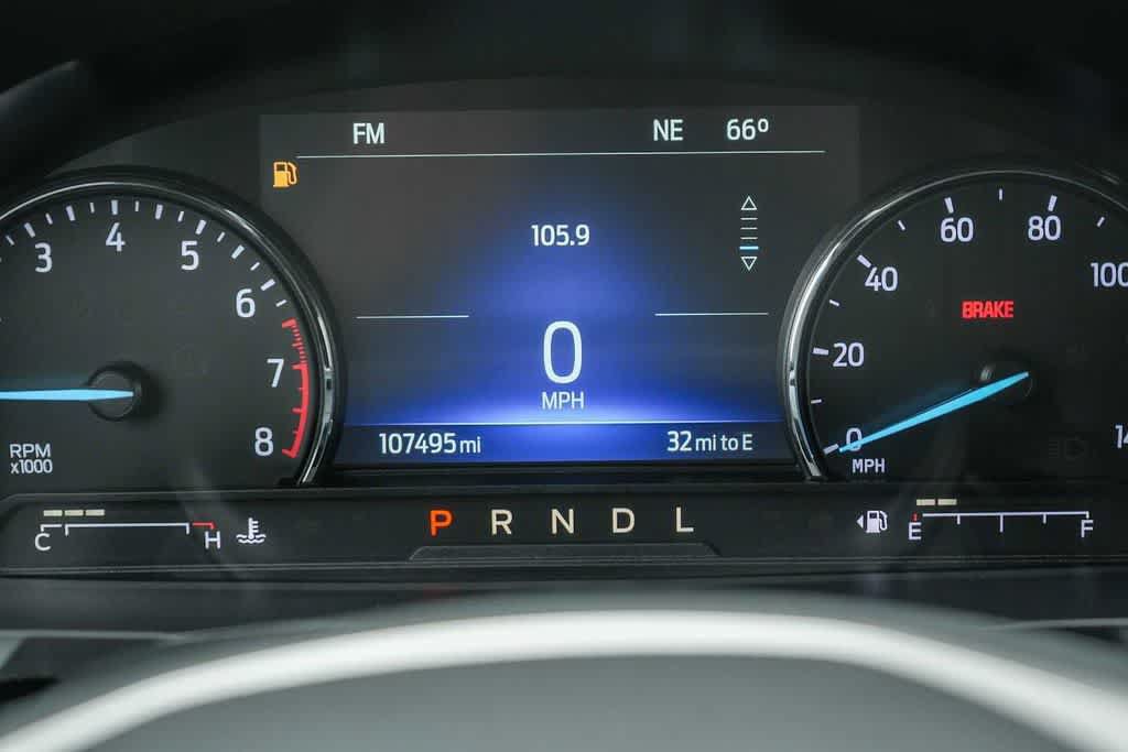 Used 2022 Ford Explorer XLT w/ Equipment Group 202A RWD image 20