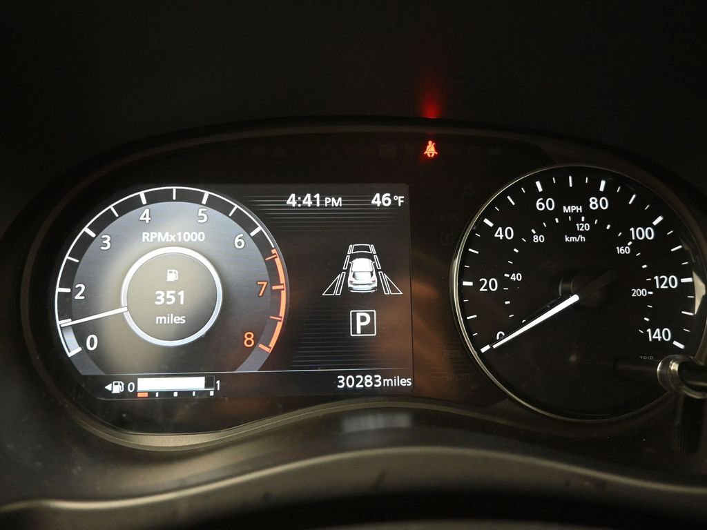 Used 2024 Nissan Kicks SV image 10