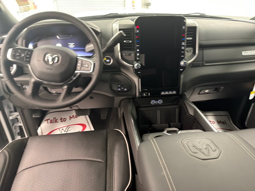 New 2027 RAM 3500 Laramie AWD/4WD image 14