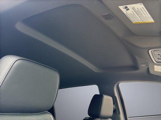 New 2026 GMC Sierra 1500 Denali w/ LPO, Black Badging Package image 24