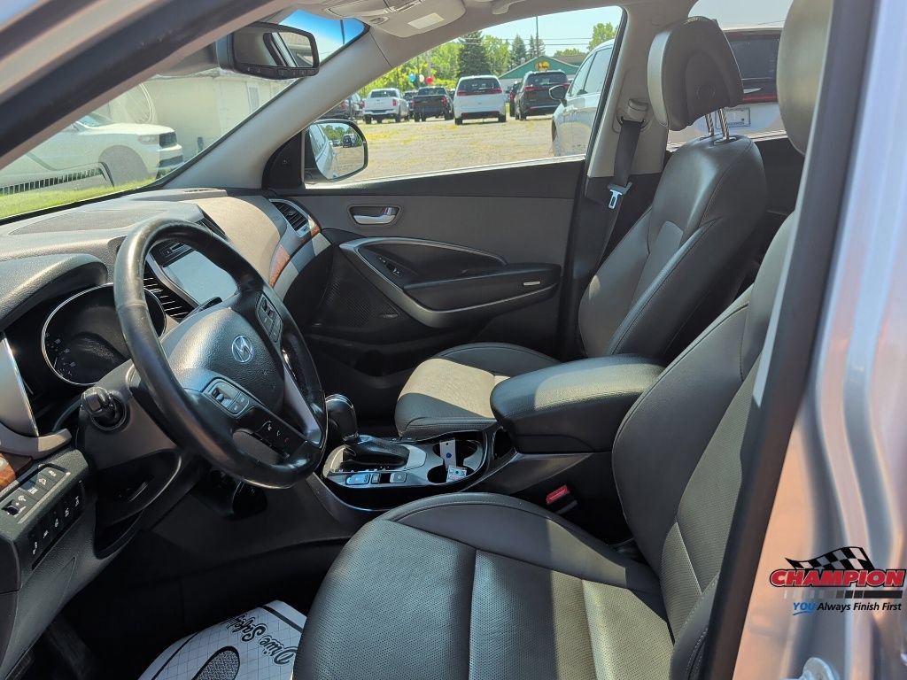 Used 2017 Hyundai Santa Fe AWD w/ SE Ultimate Tech Package 03 image 38