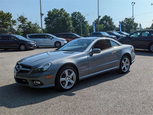 Used 2011 Mercedes-Benz SL 550 image 4