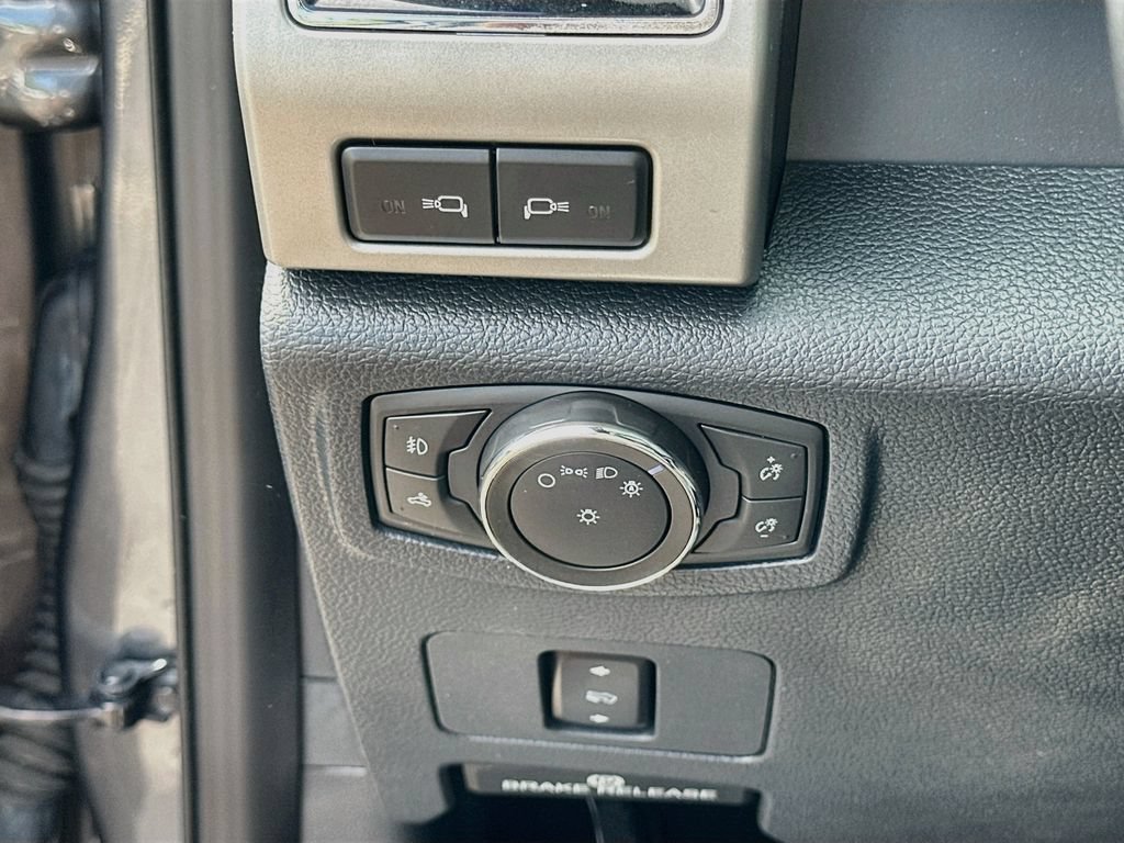 Used 2022 Ford F250 Lariat w/ Chrome Package AWD/4WD image 10