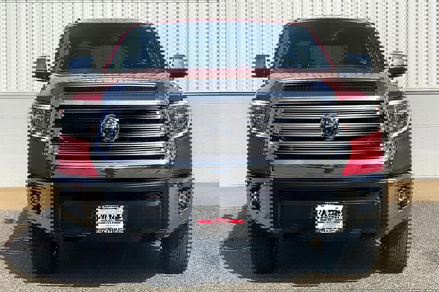 Used 2019 Toyota Tundra Limited w/ Limited Premium Package image 3