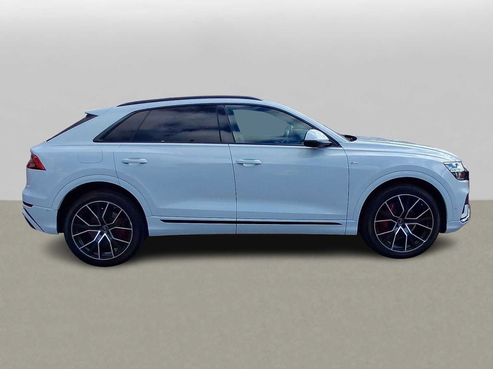 Certified 2023 Audi Q8 Premium Plus AWD/4WD image 32