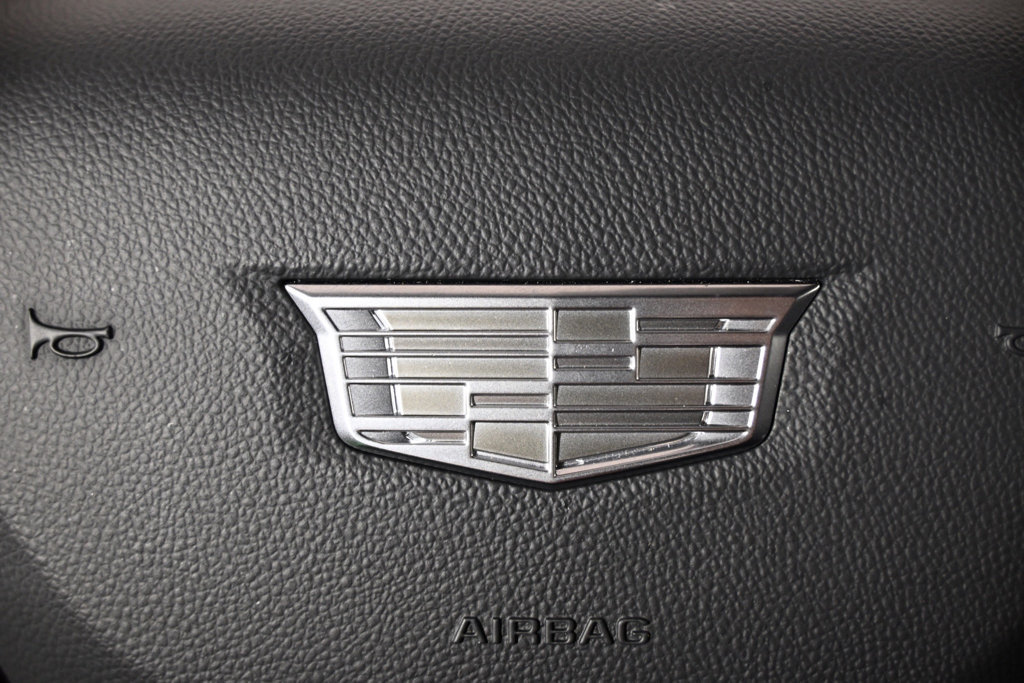New 2026 Cadillac Optiq Luxury 2 w/ LPO, Floor Liner Package AWD/4WD image 36