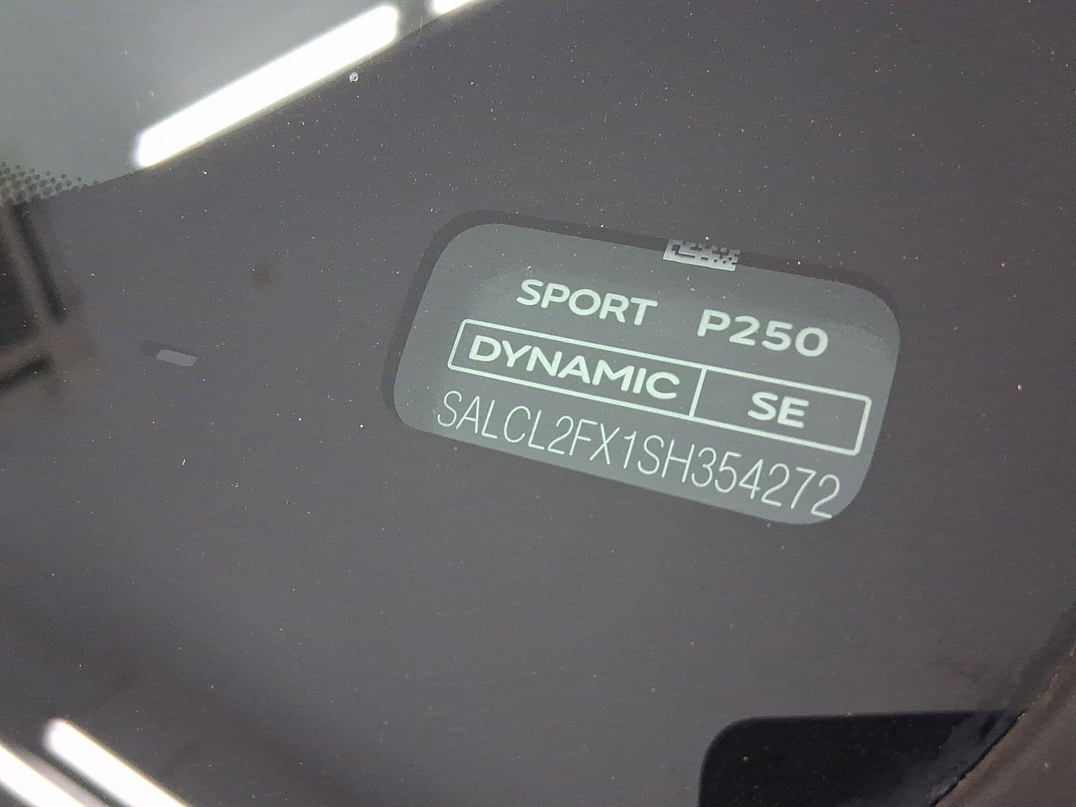 Certified 2025 Land Rover Discovery Sport Dynamic SE AWD/4WD image 19