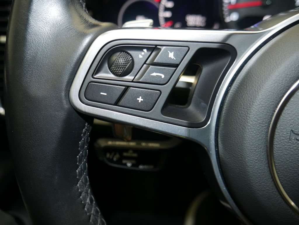Certified 2021 Porsche Cayenne Coupe AWD/4WD image 36