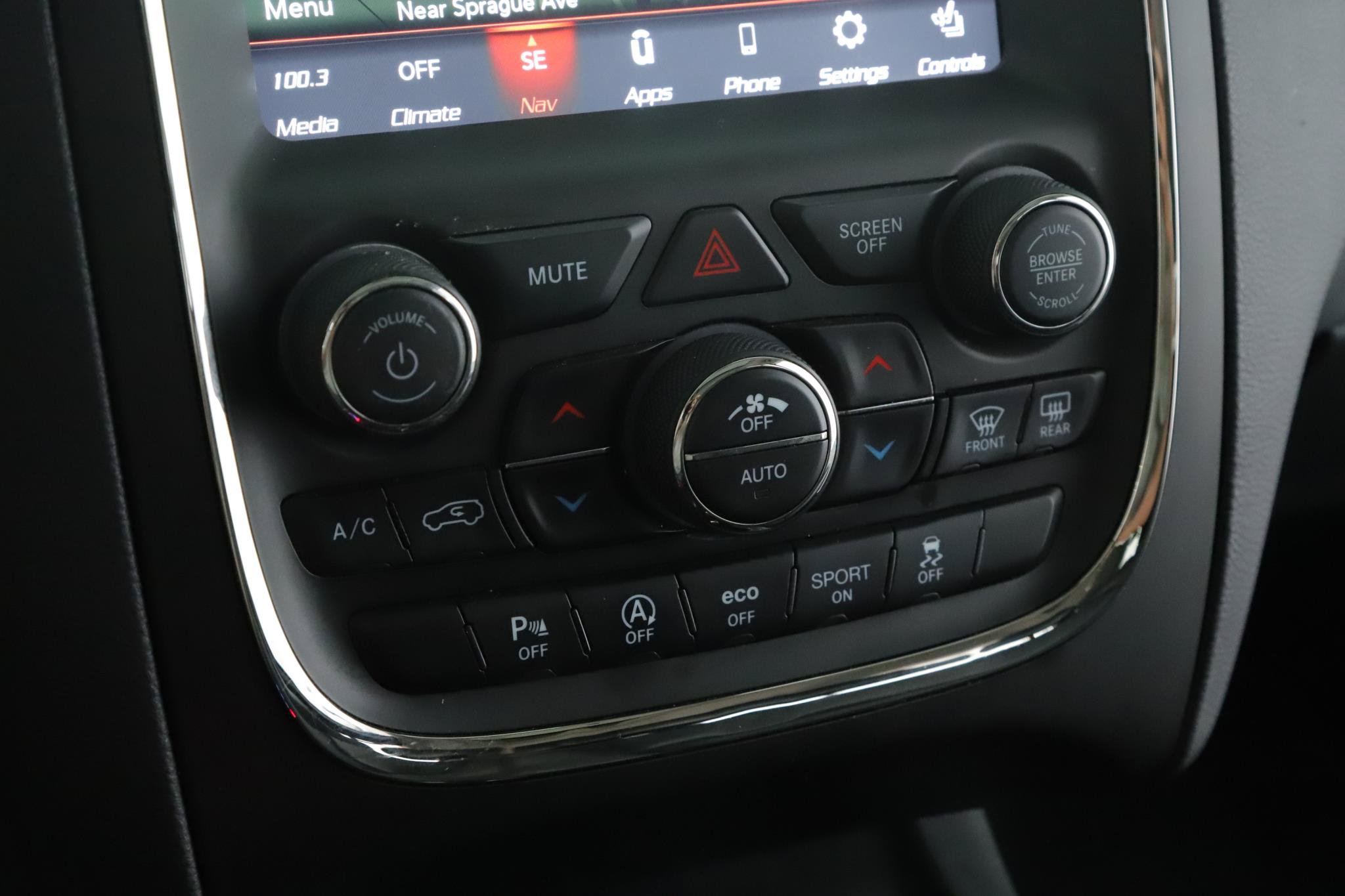 Used 2020 Dodge Durango GT AWD/4WD image 16