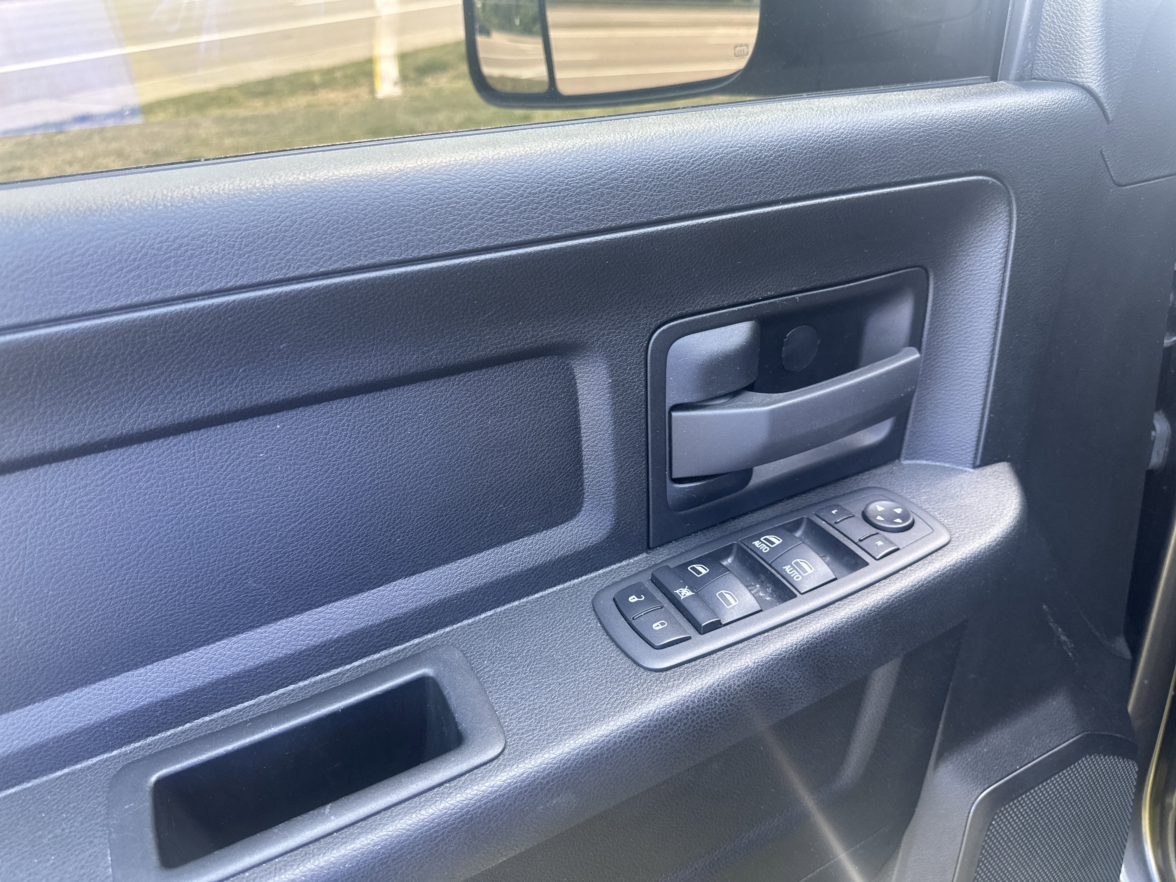 Used 2022 RAM 3500 Tradesman AWD/4WD image 14